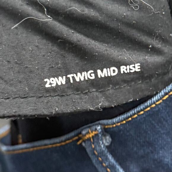 BDG Twig Mid-Rise Dark Wash Jeans | Sz 29W - Picture 11 of 11